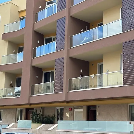 Sandstone 19 Apartman
