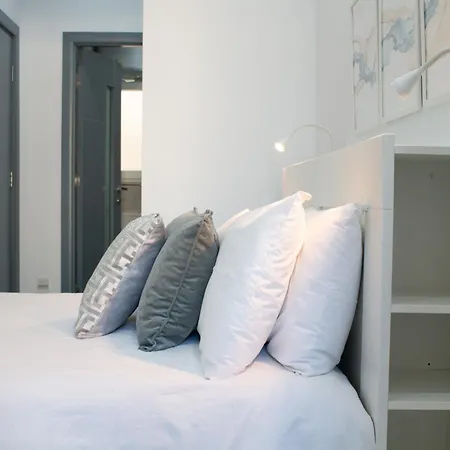 Sandstone 19 Apartman