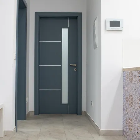 Sandstone 19 Apartman