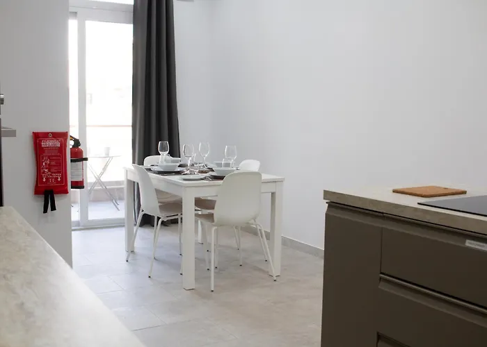 Sandstone 19 Апартаменты Марсаскала